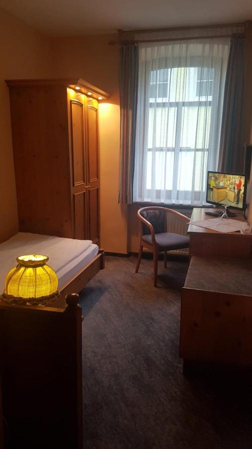 Hotel-Restaurant-Krone บัดบรึคเคนเนา ภายนอก รูปภาพ